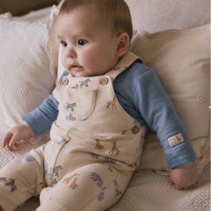 Conjunto peto estampado niño Mayoral