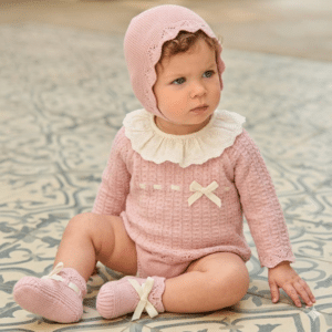 Traje 4P Canesú, culotte punto, capota y patucos pasacintas terciopelo "FLEUR VINTAGE" MAC ILUSION